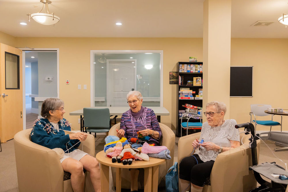 resident-friends-knitting